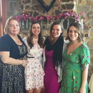 Meet your Posher, Debbie